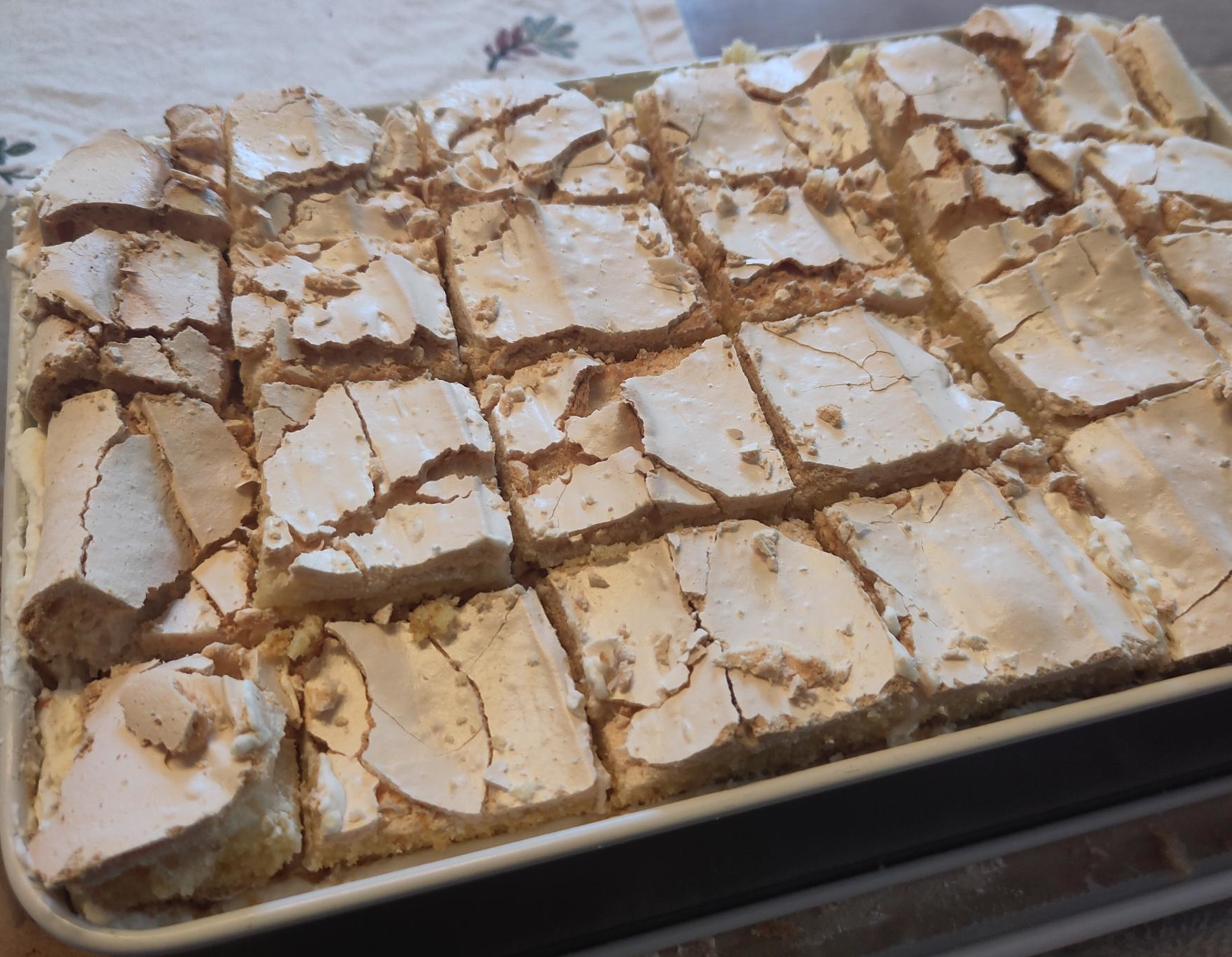 Todo Rhabarberkuchen mit Baiser